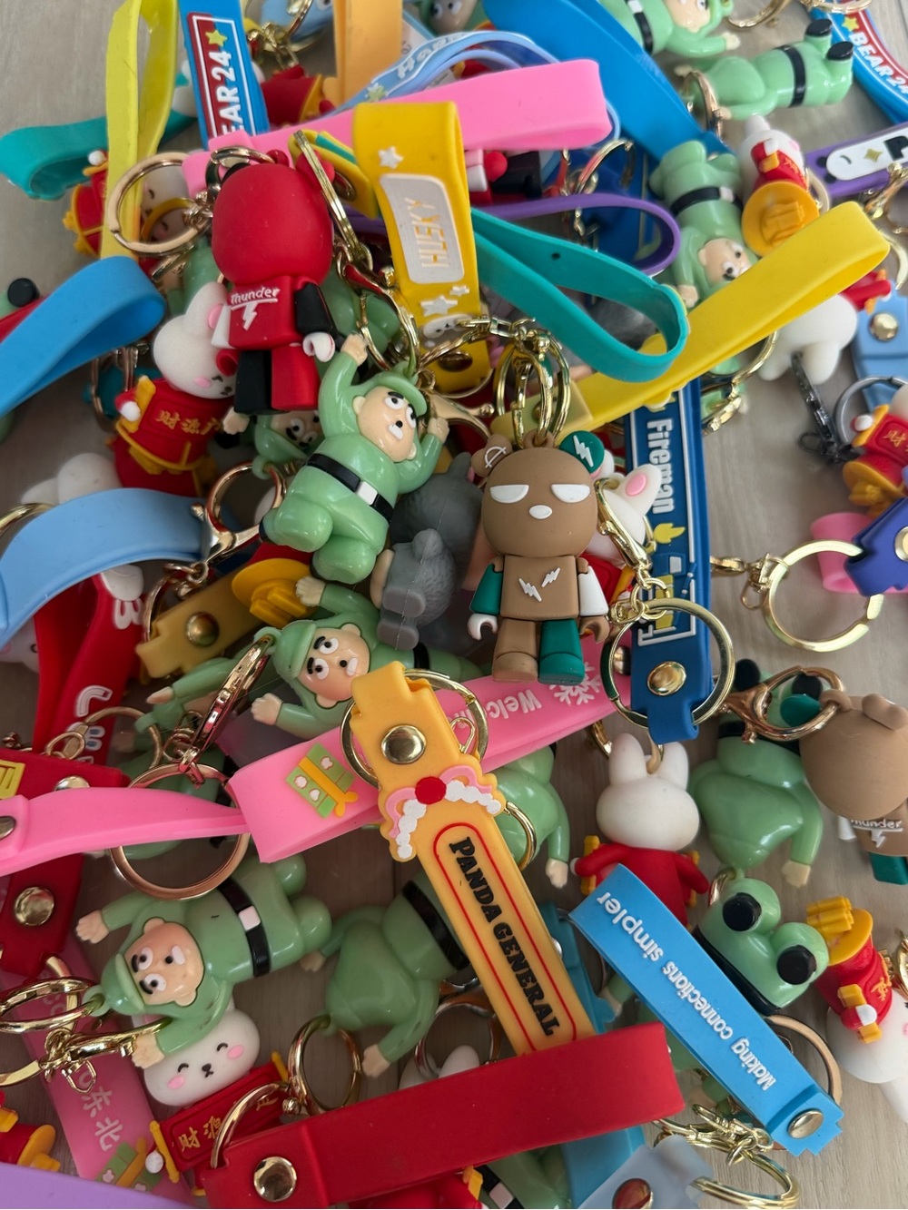 50 piece keychain bundle - Picture 2 of 6